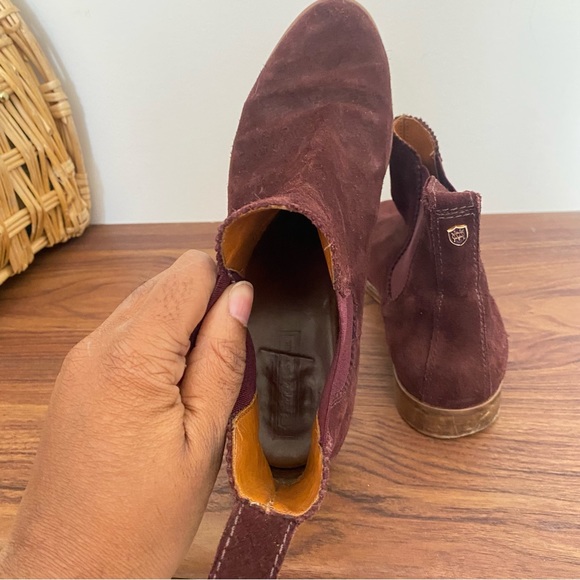 MASSIMO DUTTI - Burgundy Suede Chelsea Boots - size 40 EUR - Picture 8 of 11